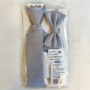 NWT Elba Elba Boys Silver Necktie and Bow tie set
